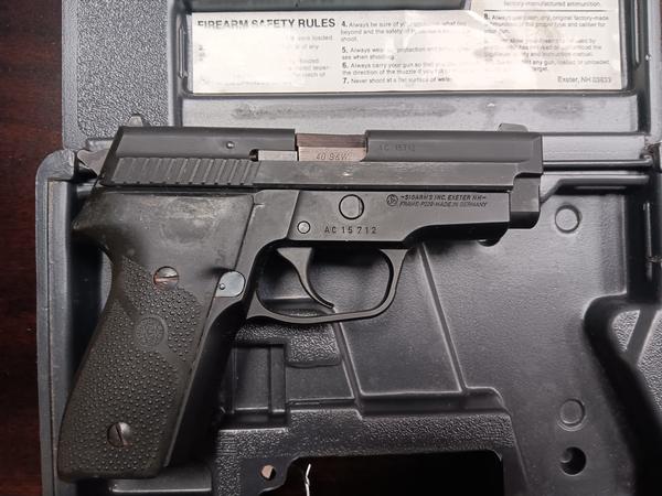 USED SIG P229 40S+W  3.9 INCH BBL BLACK -    NOT CA LEGAL